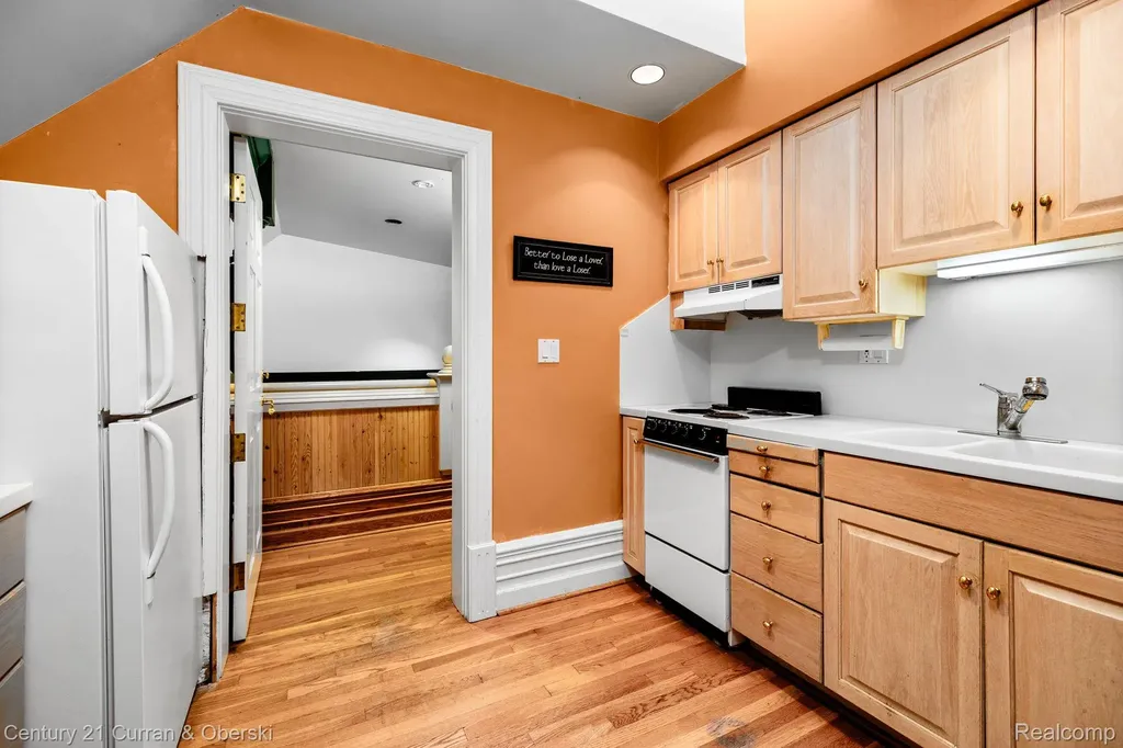 3063 Red Pine Point Drive Mullett Township MI 49749