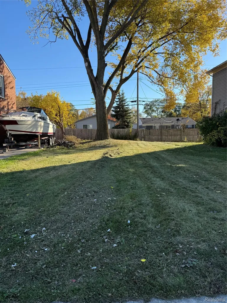 0 0 15 Mile Lot 1 Cstrc Road Clinton Charter Township MI 48035