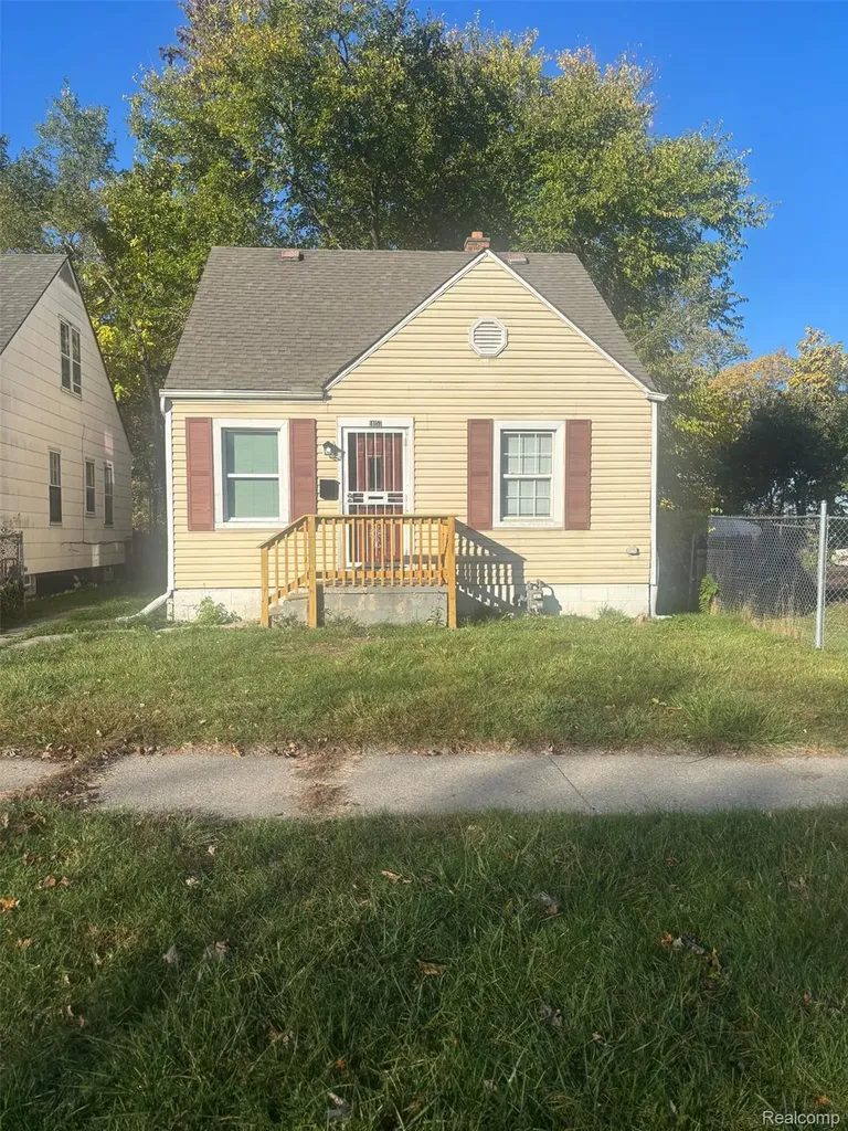 14157 Birwood Street Detroit City MI 48238