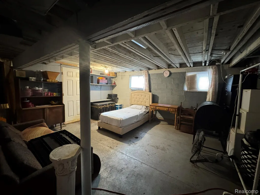 15464 Oakfield Street Detroit City MI 48227