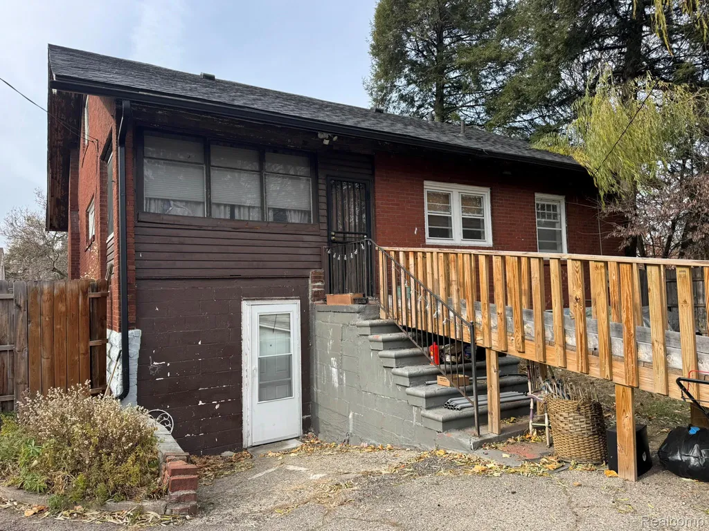 15464 Oakfield Street Detroit City MI 48227