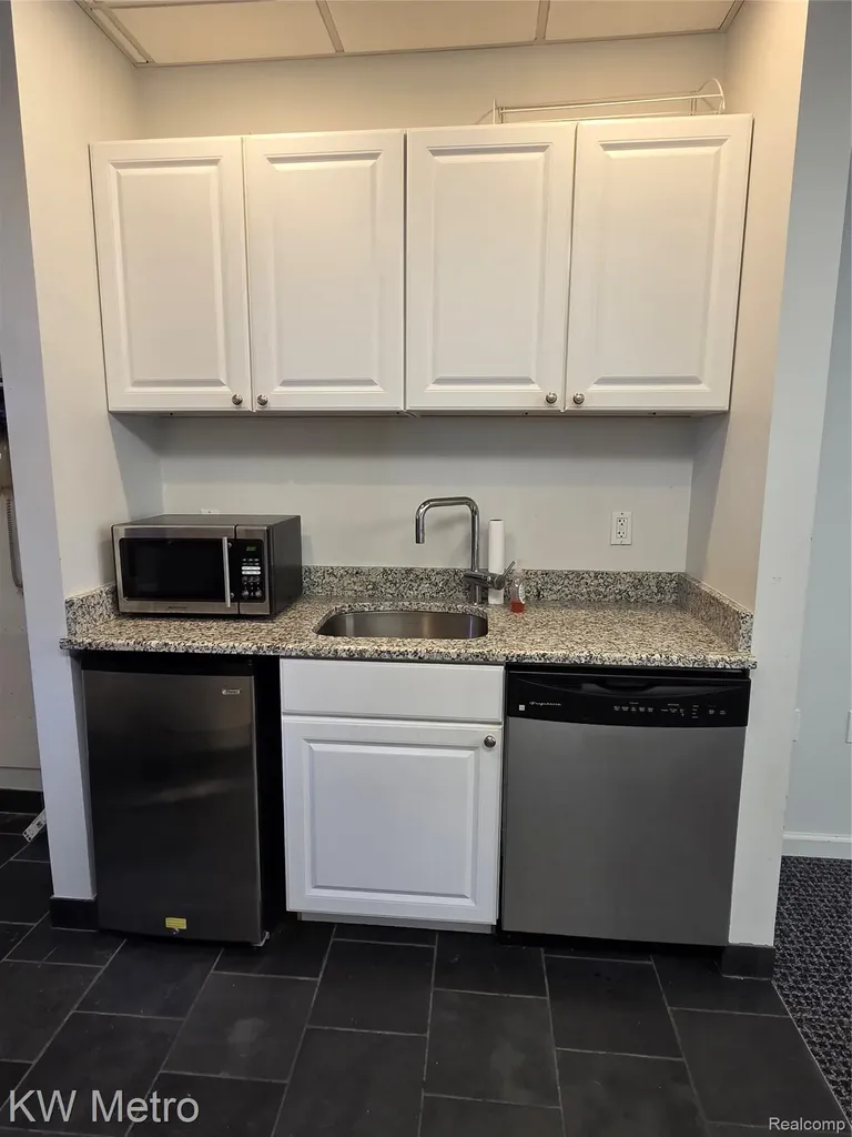 417 E. Fourth Street Royal Oak City MI 48067