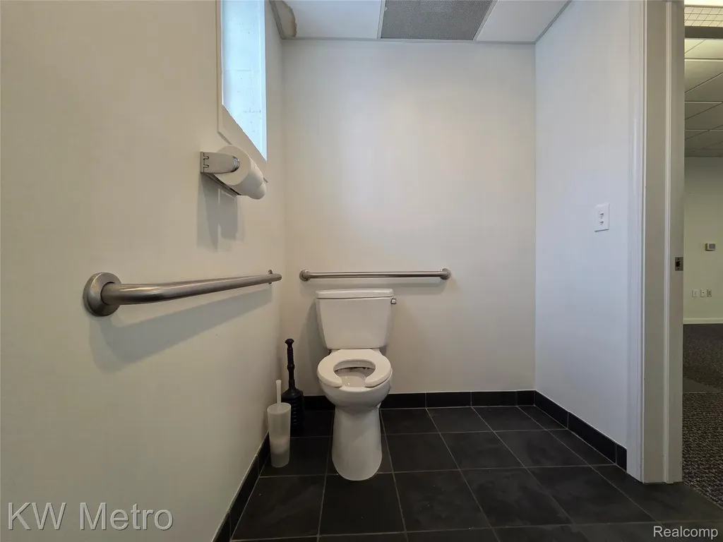 417 E. Fourth Street Royal Oak City MI 48067