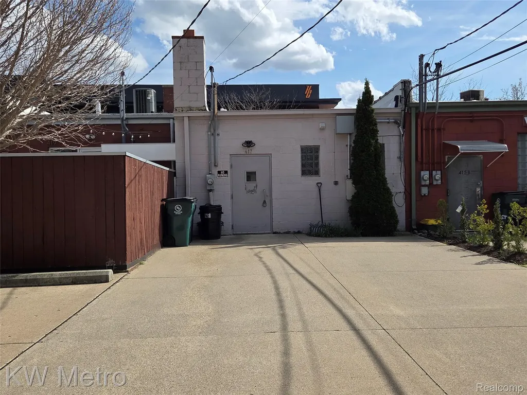 417 E. Fourth Street Royal Oak City MI 48067