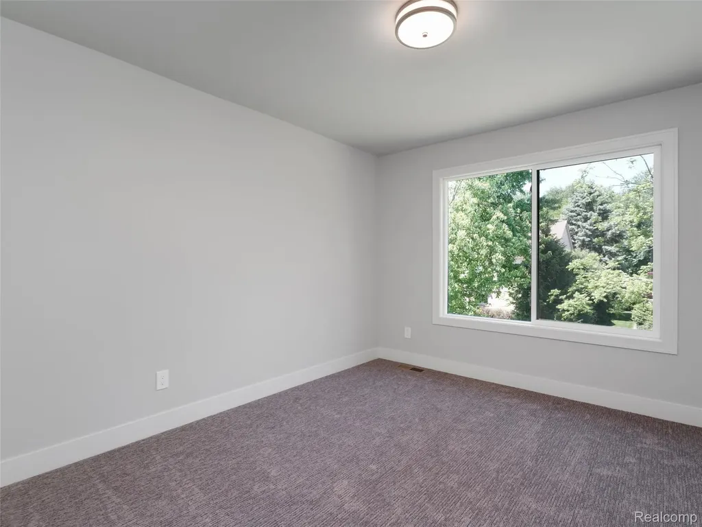 3941 Capstan Court Troy City MI 48083