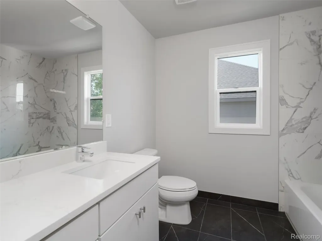 3941 Capstan Court Troy City MI 48083