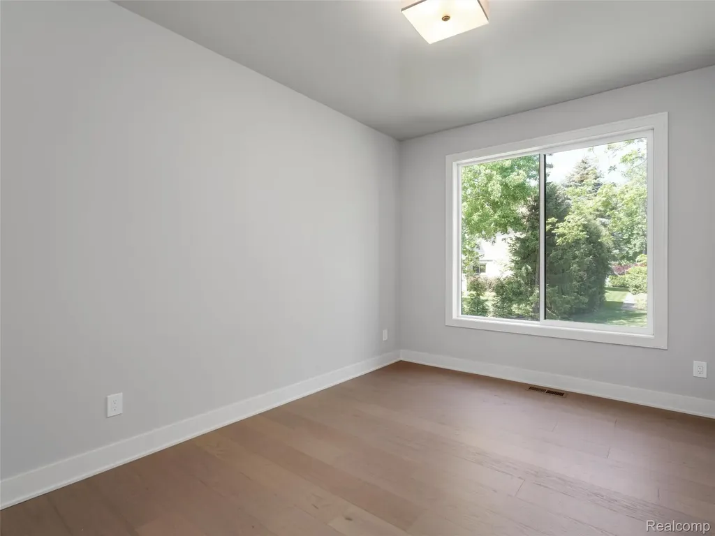 3941 Capstan Court Troy City MI 48083