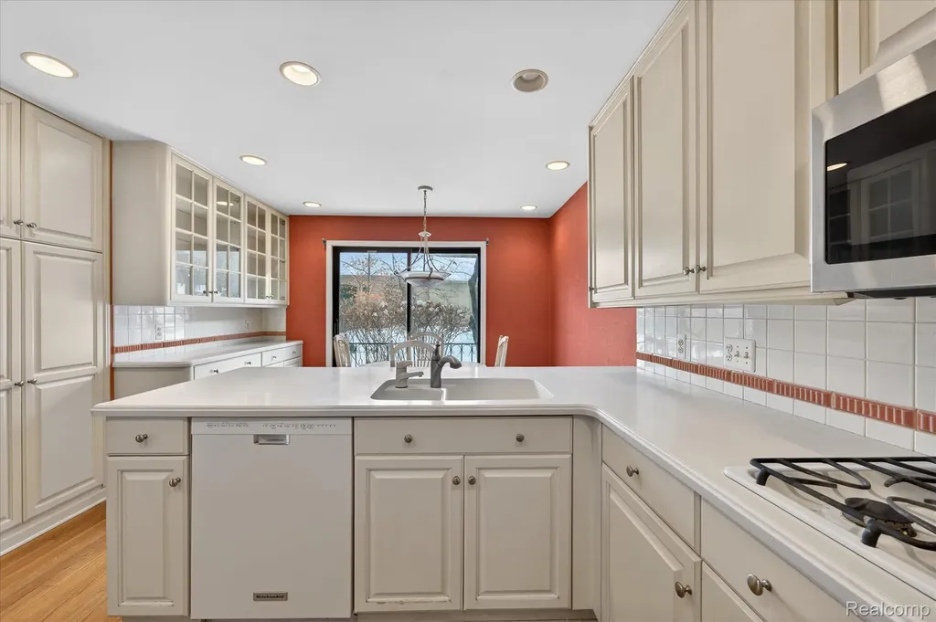 1193 Timberview Trail Bloomfield Hills City MI 48304