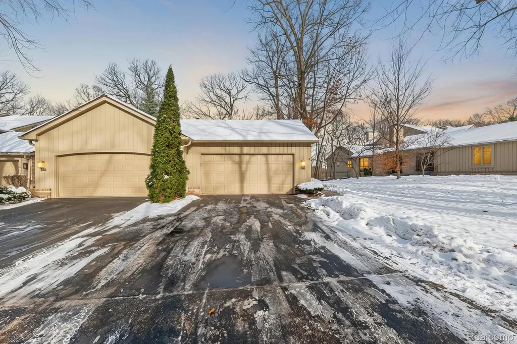 1193 Timberview Trail Bloomfield Hills City MI 48304