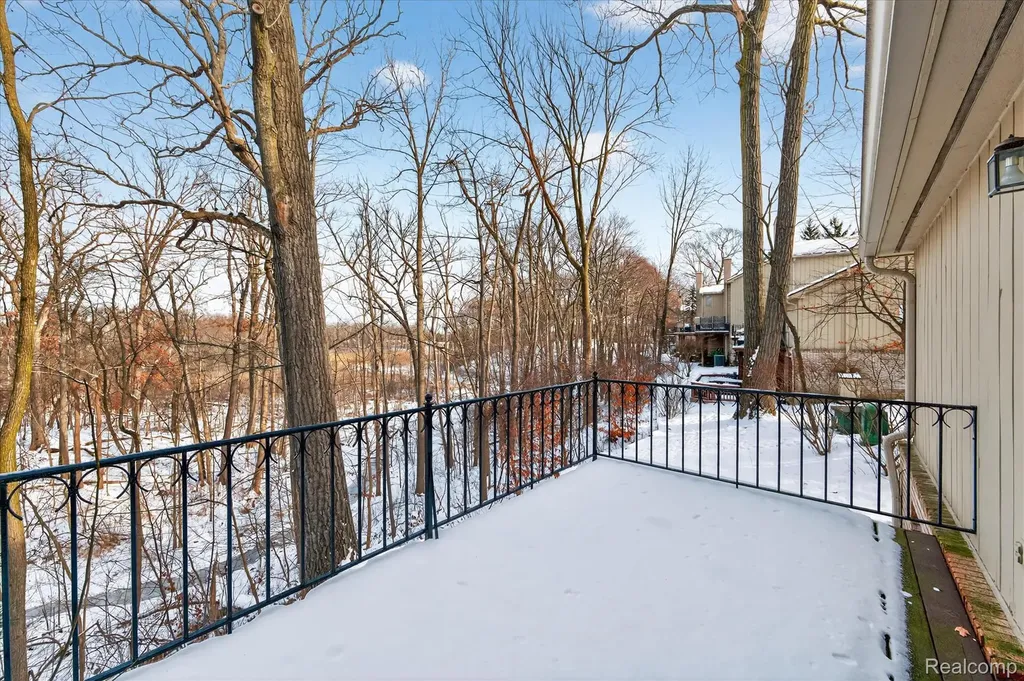 1193 Timberview Trail Bloomfield Hills City MI 48304