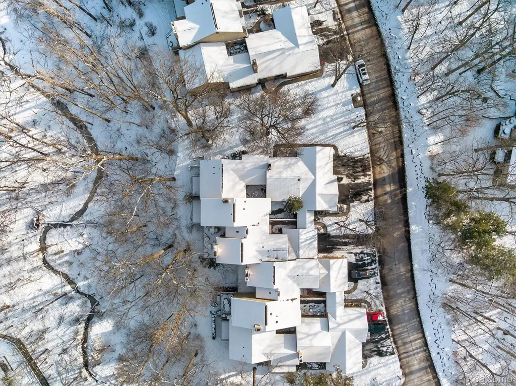 1193 Timberview Trail Bloomfield Hills City MI 48304