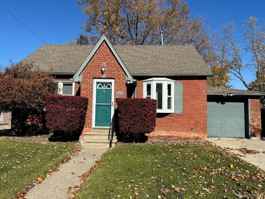 22119 Blackburn Street St. Clair Shores City MI 48080