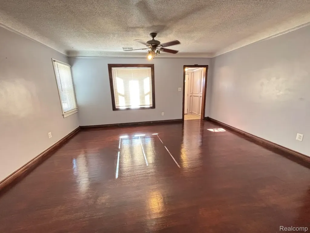 22119 Blackburn Street St. Clair Shores City MI 48080