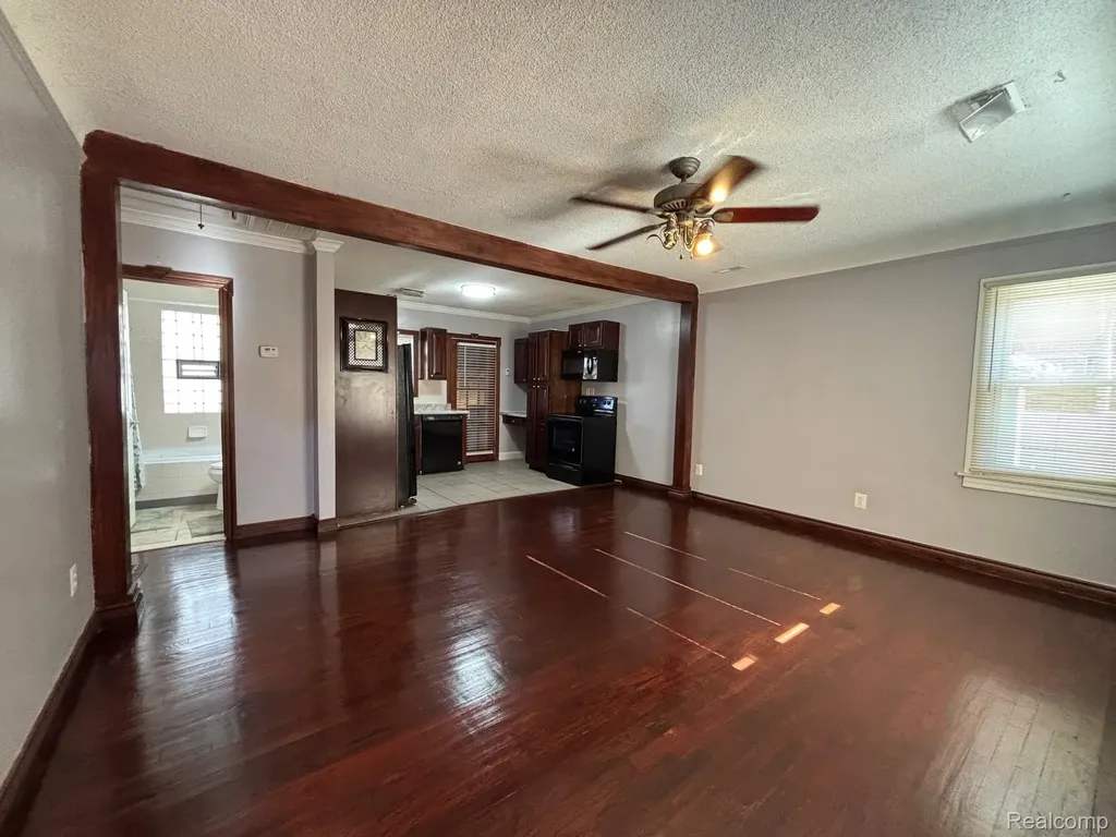 22119 Blackburn Street St. Clair Shores City MI 48080