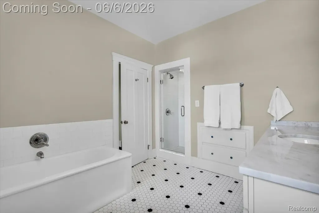 658 Longfellow Street Detroit City MI 48202