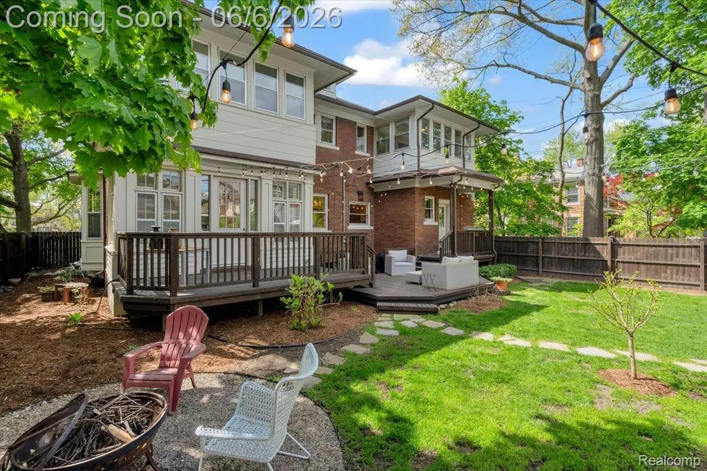 658 Longfellow Street Detroit City MI 48202