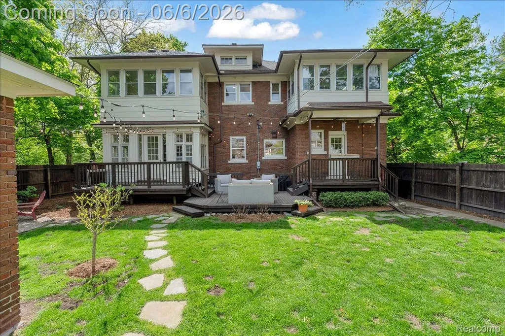 658 Longfellow Street Detroit City MI 48202
