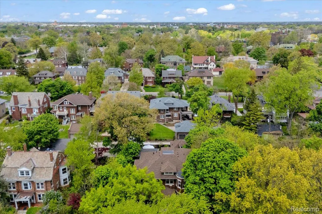 658 Longfellow Street Detroit City MI 48202