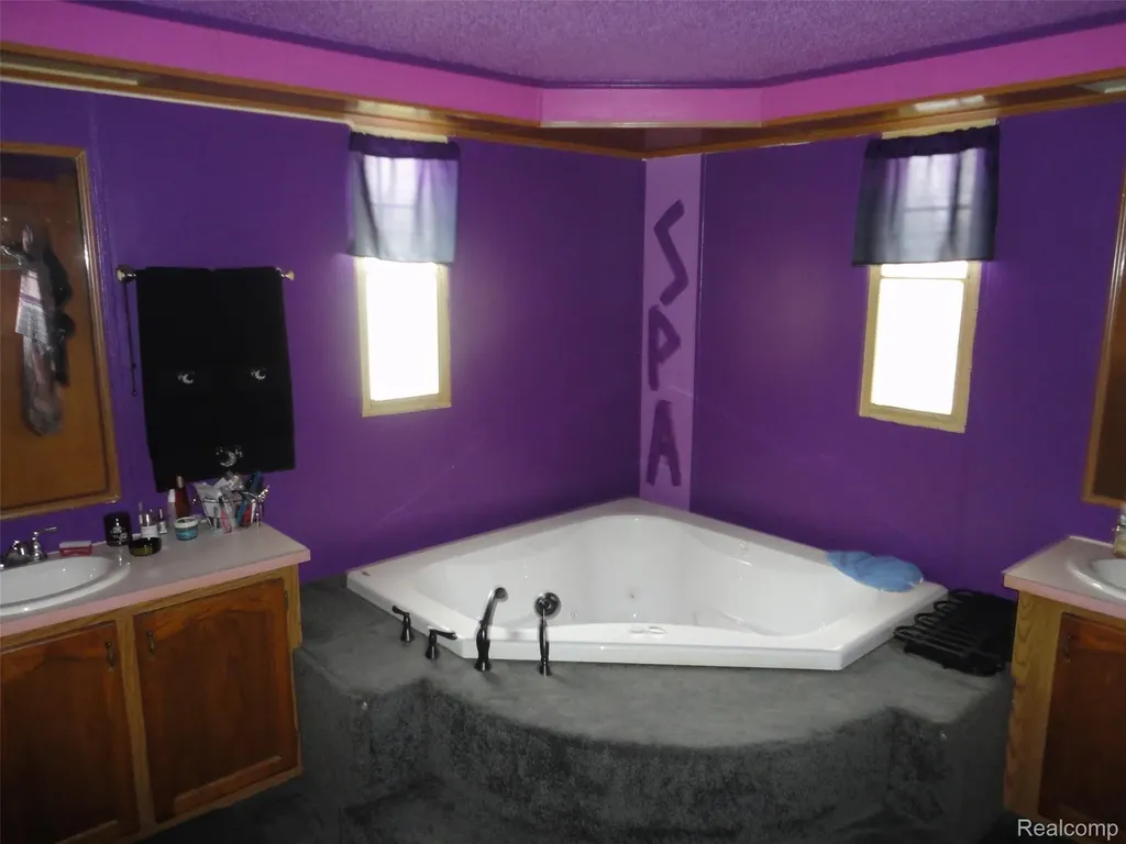 231 Briarwood Monroe City MI 48161