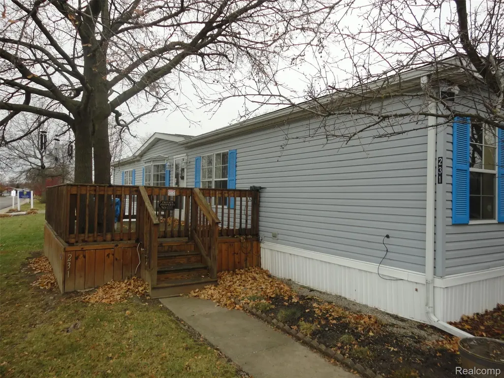 231 Briarwood Monroe City MI 48161