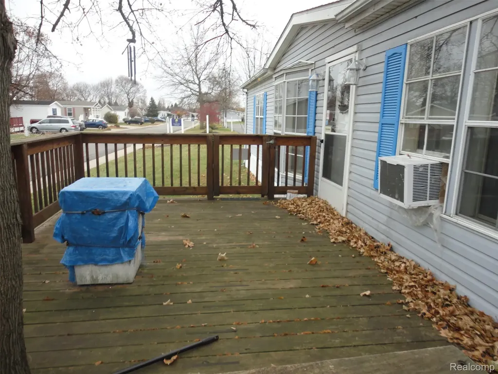 231 Briarwood Monroe City MI 48161