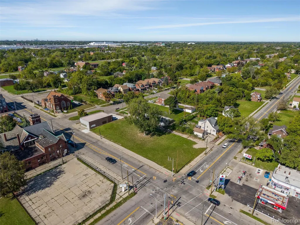 14345 Kercheval Street Detroit City MI 48215