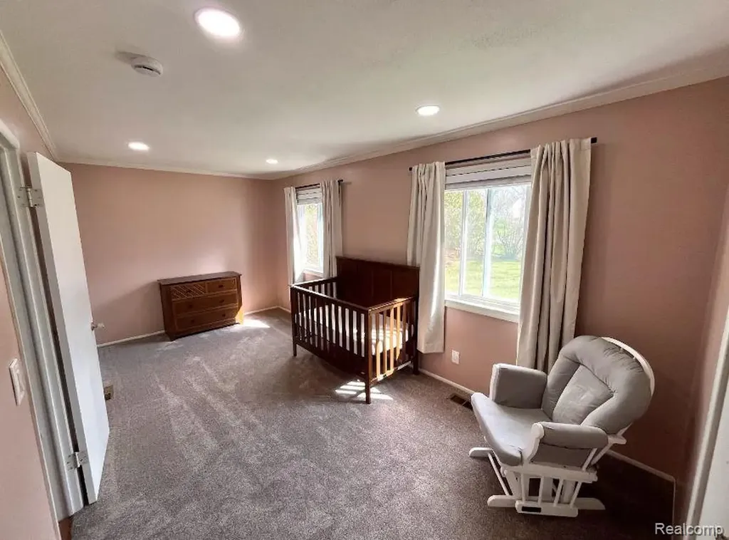 9428 Ute Pointe Drive Springfield Charter Township MI 48346