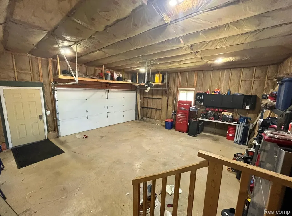 9428 Ute Pointe Drive Springfield Charter Township MI 48346
