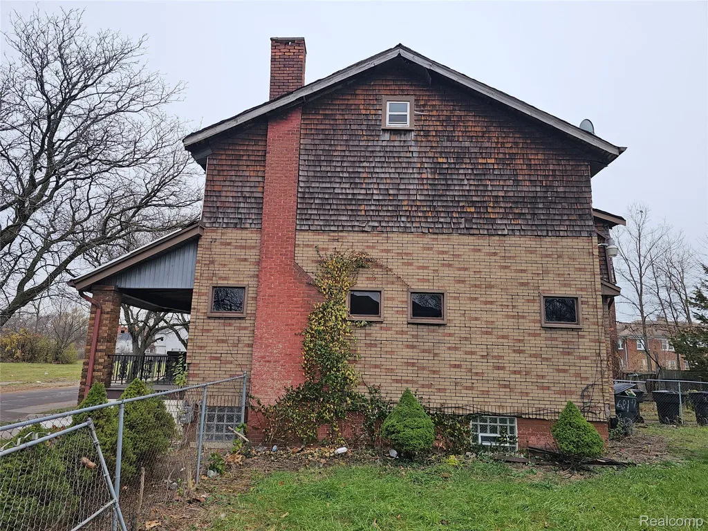 2678 Hazelwood Street Detroit City MI 48206