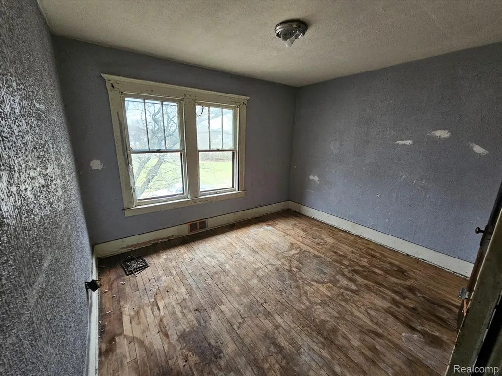 2678 Hazelwood Street Detroit City MI 48206