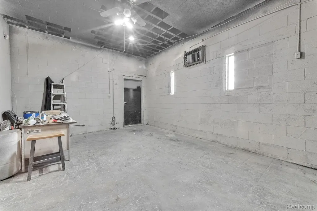 14849 Livernois Avenue Detroit City MI 48238