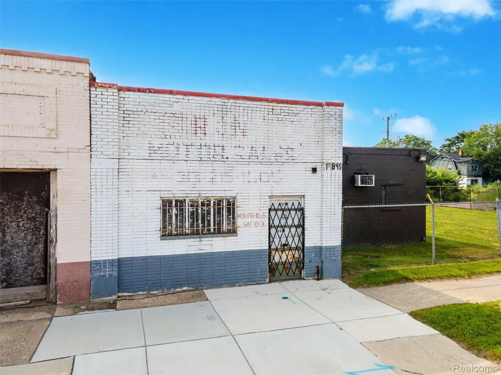 14849 Livernois Avenue Detroit City MI 48238