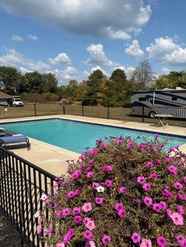 187 Darwin Road Putnam Township MI 48169