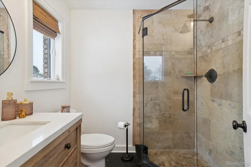 187 Darwin Road Putnam Township MI 48169
