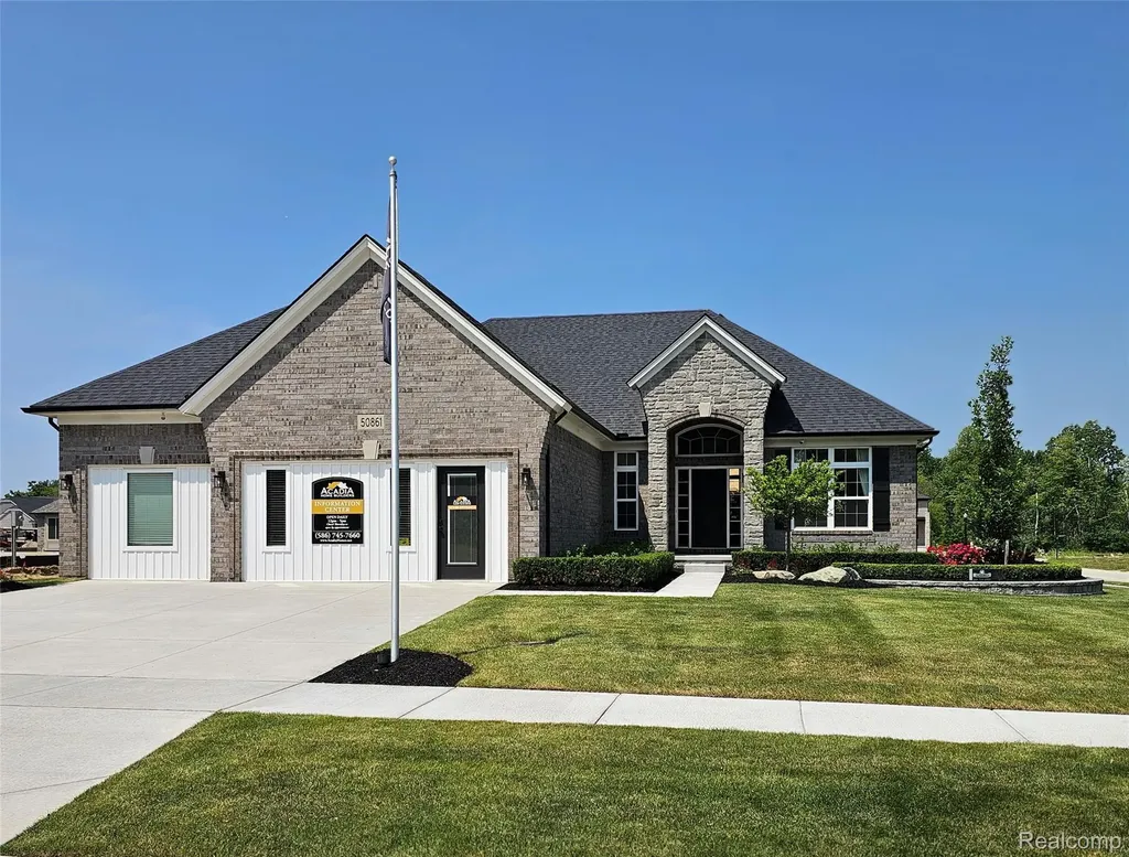 54765 Palomino Drive Shelby Charter Township MI 48315