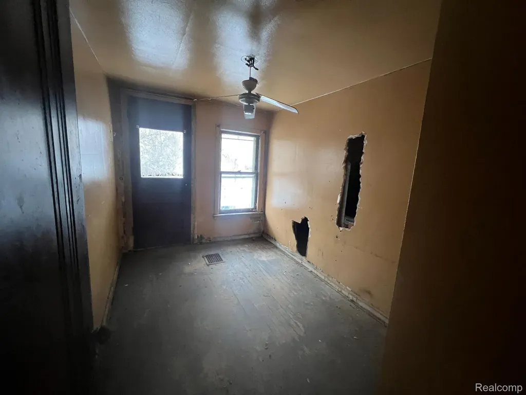 11791 Minden Street Detroit City MI 48205