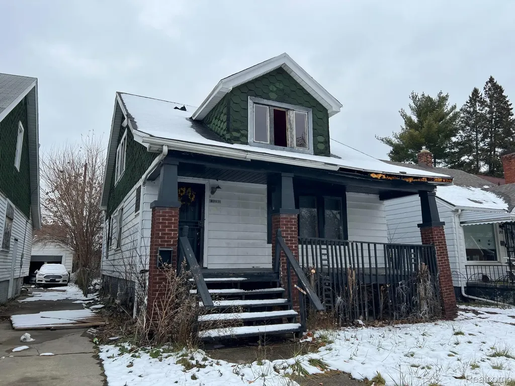 11791 Minden Street Detroit City MI 48205