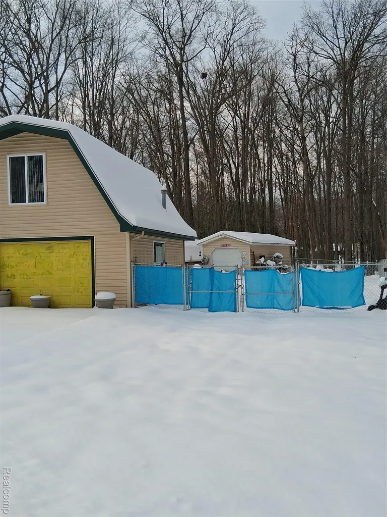 2167 N Shore Drive Prescott Village MI 48756