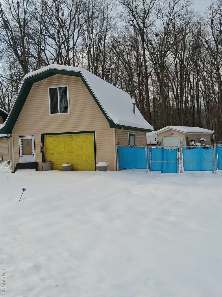 2167 N Shore Drive Prescott Village MI 48756