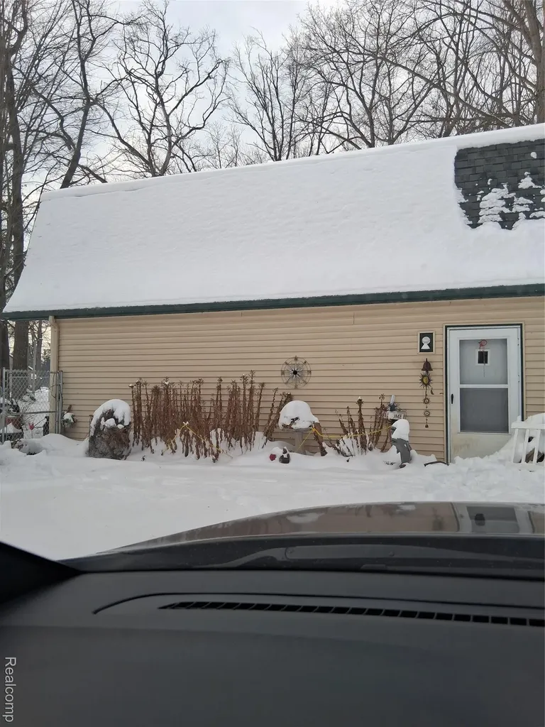 2167 N Shore Drive Prescott Village MI 48756