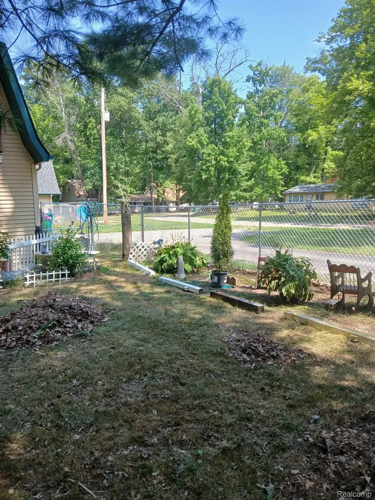 2167 N Shore Drive Prescott Village MI 48756