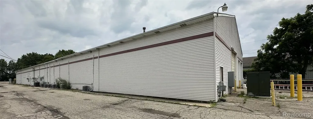 4600 N Grand River Avenue Lansing City MI 48906