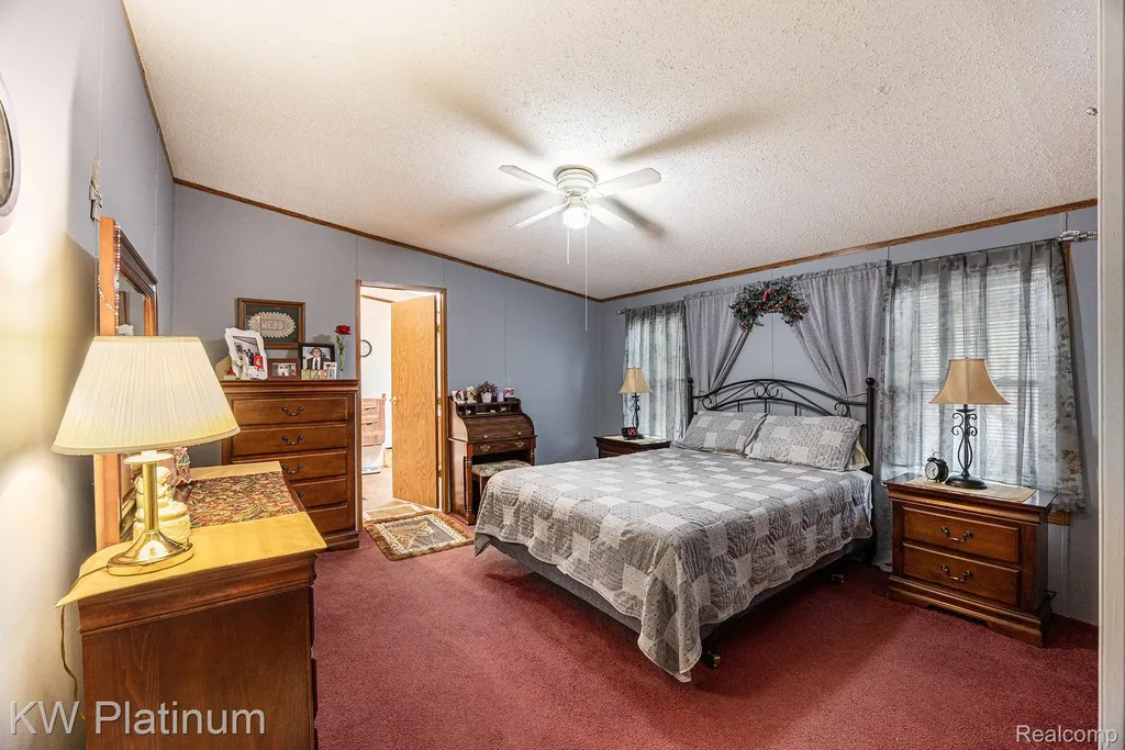 8042 Harbour Drive Ira Township MI 48023