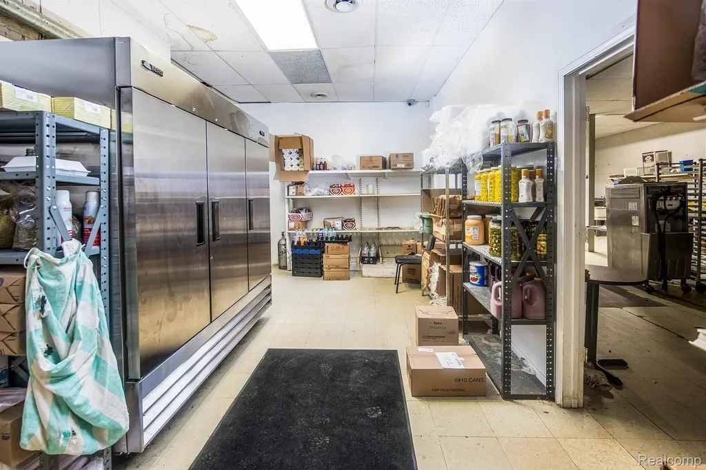 5433 Lapeer Road Kimball Township MI 48074