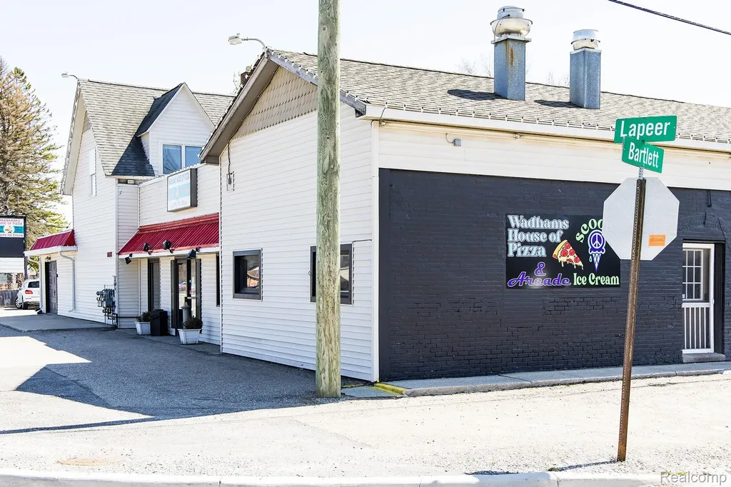 5433 Lapeer Road Kimball Township MI 48074