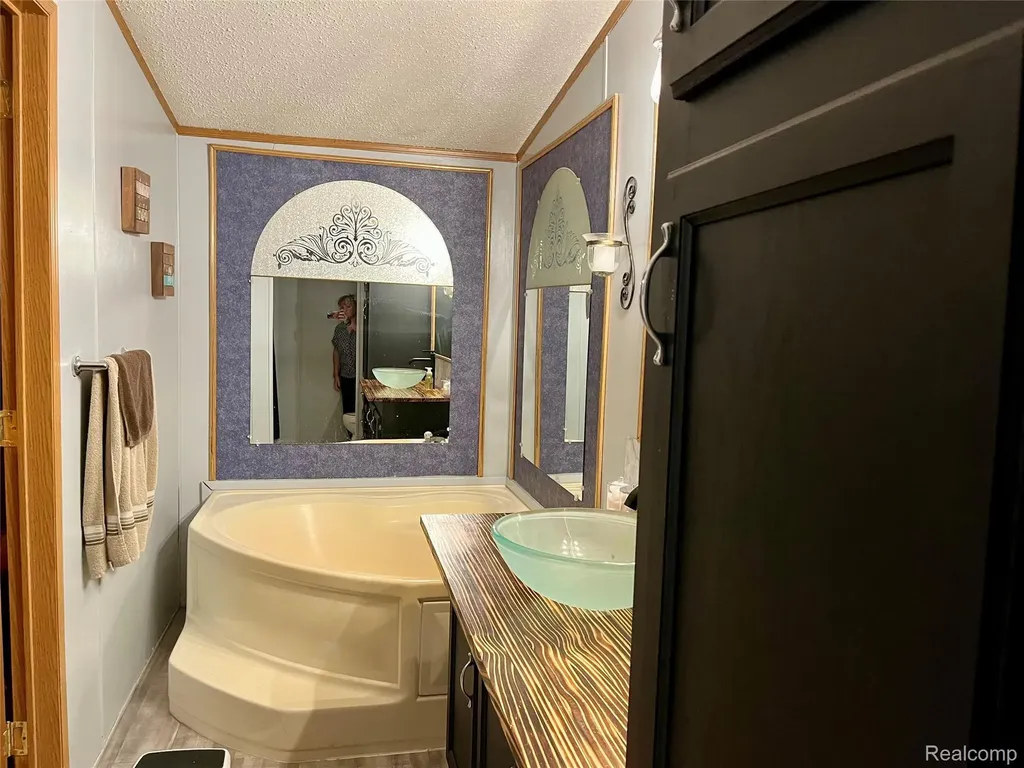 6010 Indian Burtchville Township MI 48059
