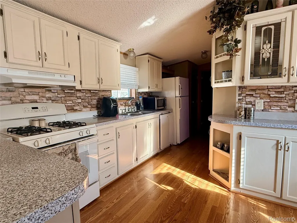 6010 Indian Burtchville Township MI 48059