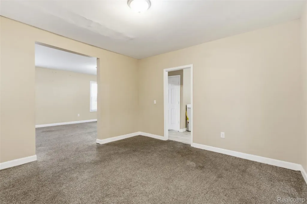 5583 Nottingham Road Detroit City MI 48224