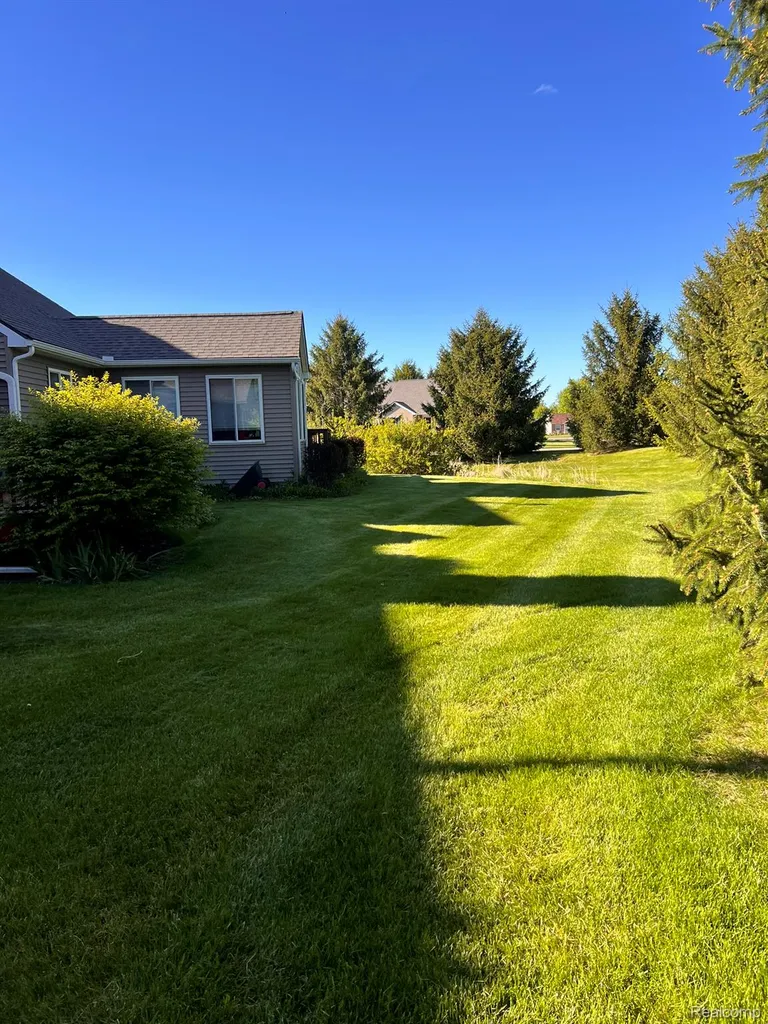 2078 W Ridge Drive Davison City MI 48423