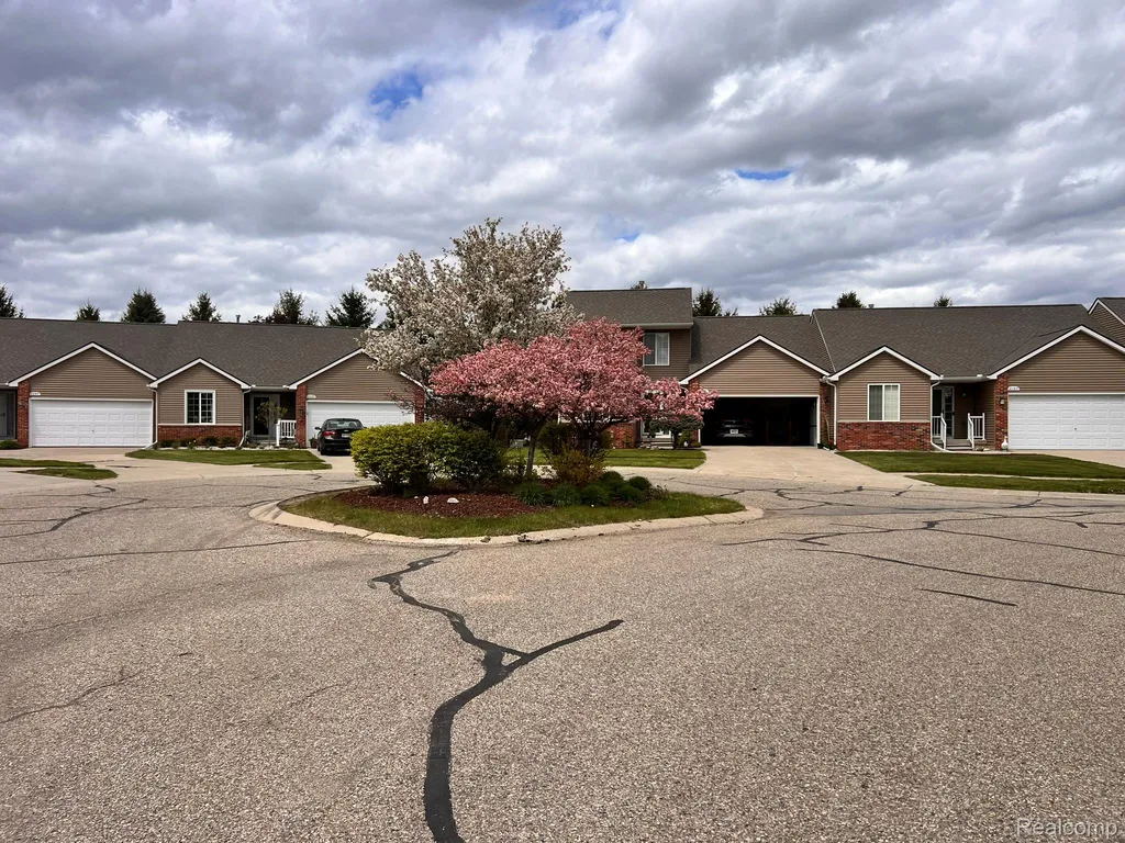 2078 W Ridge Drive Davison City MI 48423